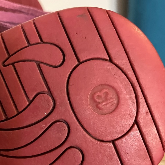 BearPaw Kids Boots in Pink suede with fringe size 13 big kids - Picture 6 of 7